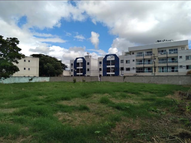 Terreno com 1642m², à venda, no bairro Parque Turf Club em Campos dos Goytacazes