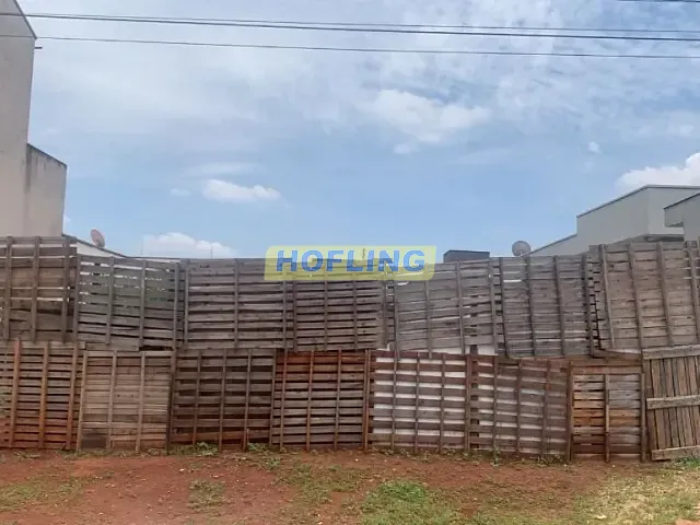 Terreno com 250m², à venda, no bairro Parque Flórida em Rio Claro