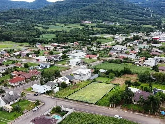 Terreno com 1220m², à venda, no bairro Germânia em Westfalia