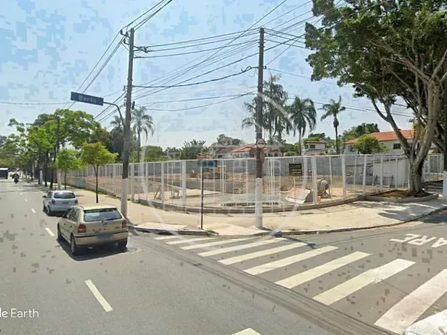 Terreno com 2072m², à venda ou para alugar, no bairro Interlagos em São Paulo