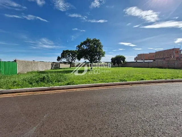 Terreno com 2439m², à venda, no bairro Residencial Mário de Almeida Franco em Uberaba