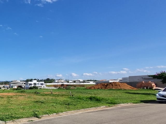 Terreno com 712m², à venda, no bairro Alto do Cardoso em Pindamonhangaba
