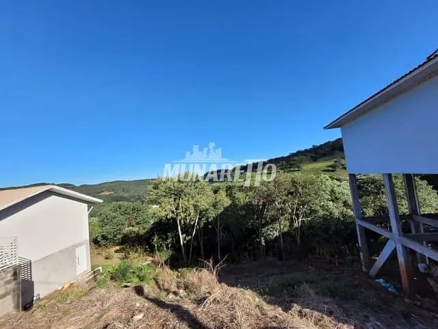 Terreno com 405m², à venda, no bairro Nova Brasília em Concórdia