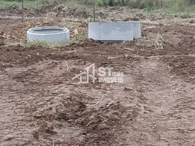 Terreno com 2215m², à venda, no bairro Rural em Andradas