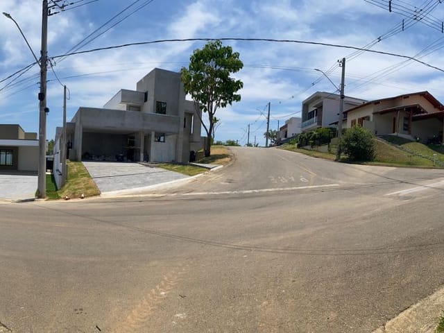 Terreno com 404m², à venda, no bairro Alto do Cardoso em Pindamonhangaba