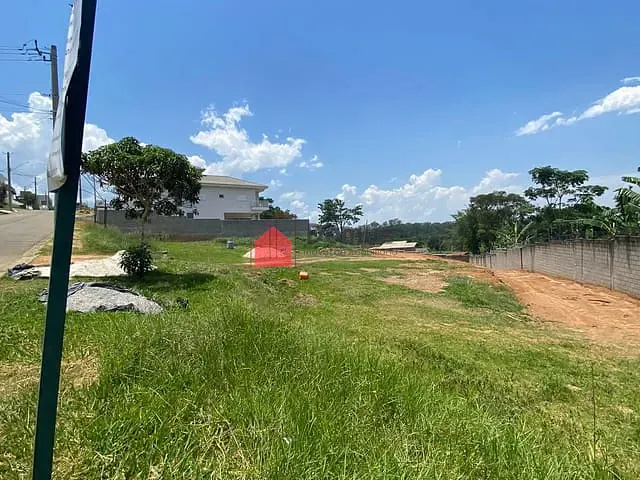 Terreno com 404m², à venda, no bairro Alto do Cardoso em Pindamonhangaba