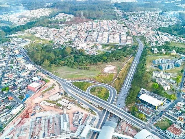 Terreno com 52000m², à venda ou para alugar, no bairro Jardim Maria Fernandes em São Paulo