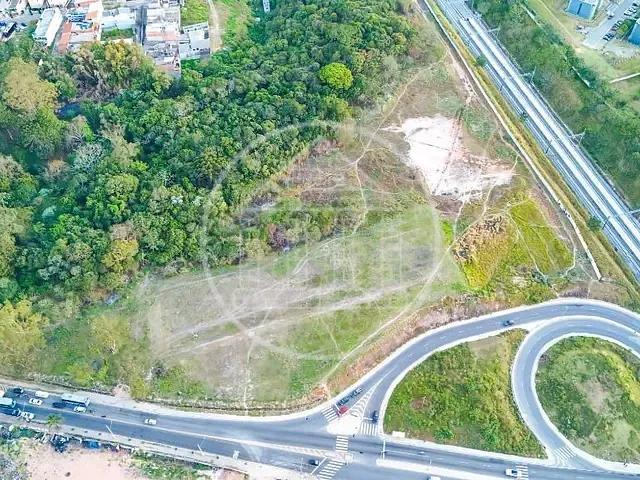 Terreno com 52000m², à venda ou para alugar, no bairro Jardim Maria Fernandes em São Paulo