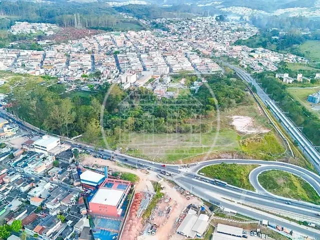 Terreno com 52000m², à venda ou para alugar, no bairro Jardim Maria Fernandes em São Paulo