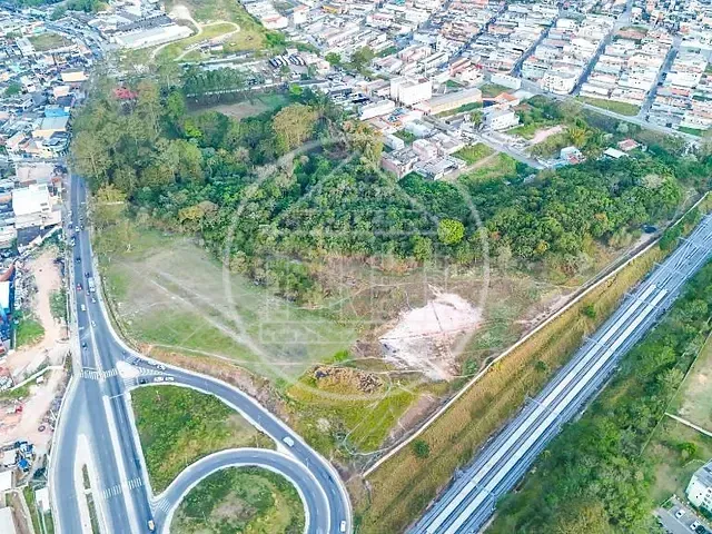 Terreno com 52000m², à venda ou para alugar, no bairro Jardim Maria Fernandes em São Paulo