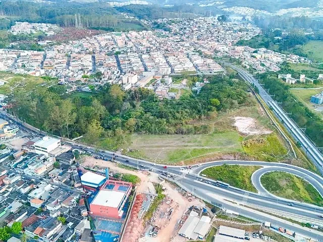 Terreno com 52000m², à venda ou para alugar, no bairro Jardim Maria Fernandes em São Paulo