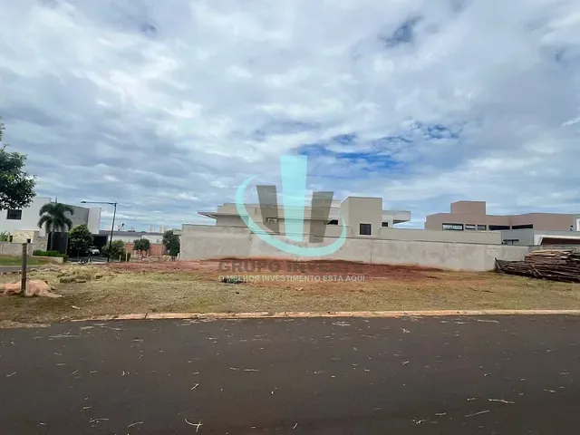 Terreno com 507m², à venda, no bairro Residencial e Comercial Quinta das Laranjeiras em Araraquara