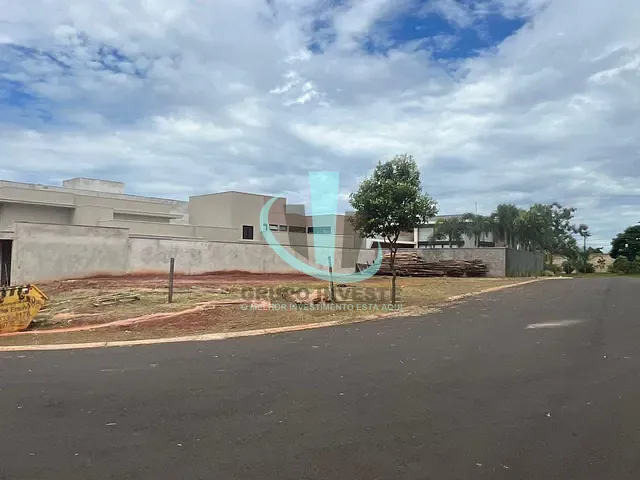 Terreno com 507m², à venda, no bairro Residencial e Comercial Quinta das Laranjeiras em Araraquara