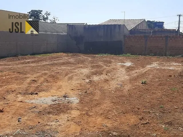 Terreno com 350m², à venda, no bairro Parque Residencial Santo André em Caçapava