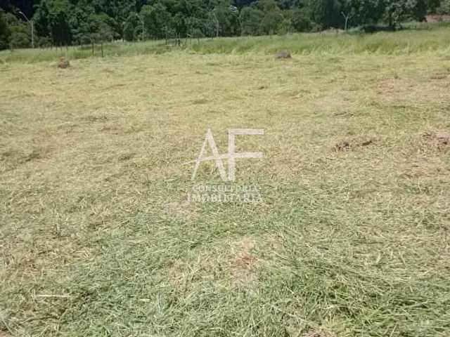 Terreno com 1032m², à venda, no bairro Rio Abaixo em Jacareí