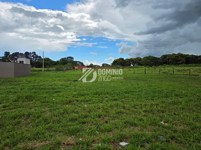 Terreno com 300m², à venda, no bairro Jardim Bento de Assis Valim em Uberaba