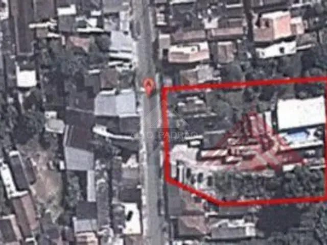 Terreno à venda, no bairro Vila São Francisco em Mauá