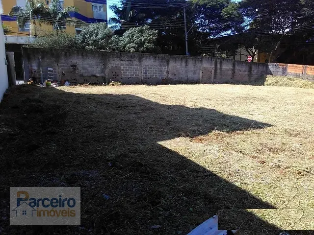 Terreno com 551m², à venda, no bairro Jardim Avelino em São Paulo