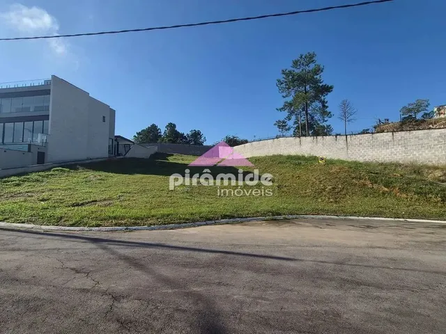 Terreno com 833m², à venda, no bairro Condomínio Residencial Altos da Quinta em São José Dos Campos