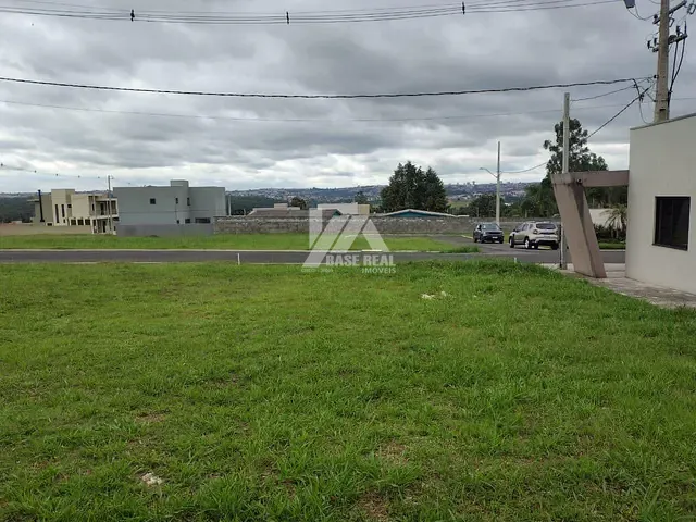 Terreno com 200m², à venda, no bairro Colônia Dona Luíza em Ponta Grossa