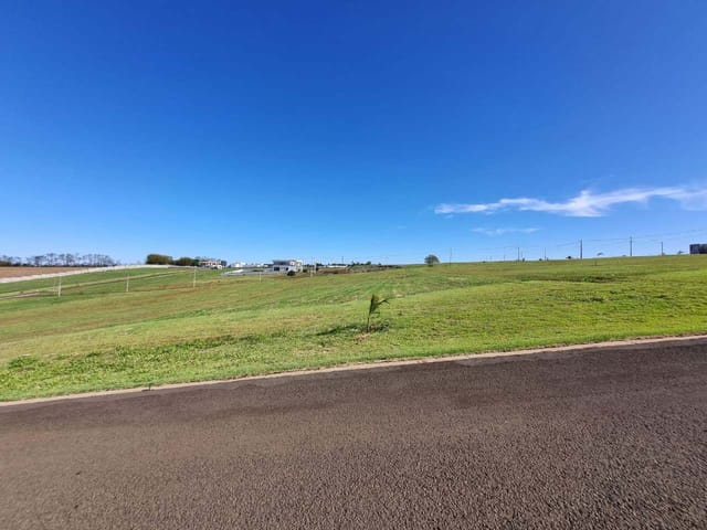 Terreno com 1562m², à venda, no bairro Recanto do Salto em Londrina