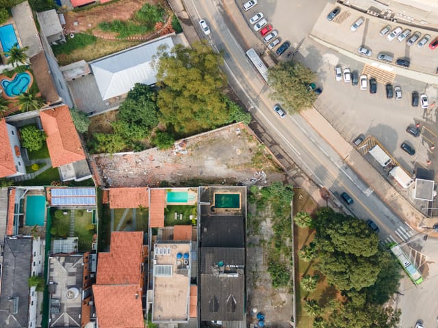 Foto do Terreno - Terreno residencial para venda em Morumbi, 725m² | Lares e Andares Imóveis