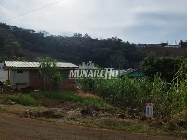 Terreno com 300m², à venda, no bairro Jacob Biazuz em Concórdia