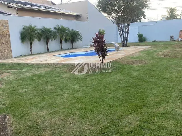 Terreno com 360m², à venda, no bairro Jardim do Lago em Uberaba