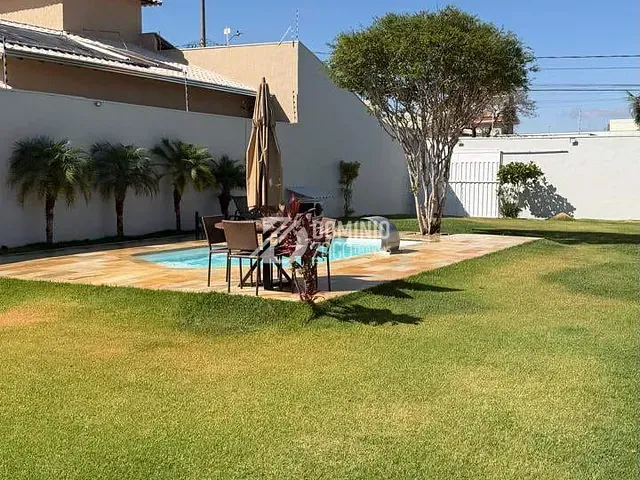 Terreno com 360m², à venda, no bairro Jardim do Lago em Uberaba