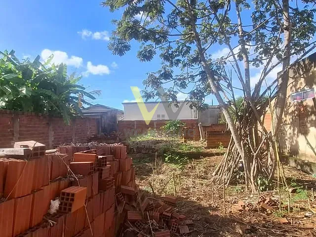 Terreno com 300m², à venda, no bairro Pirineus em Anápolis