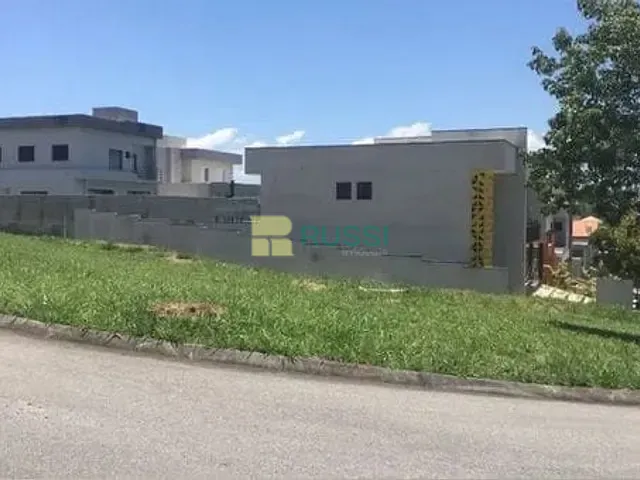 Terreno com 601m², à venda, no bairro Condomínio Residencial Monte Carlo em São José dos Campos