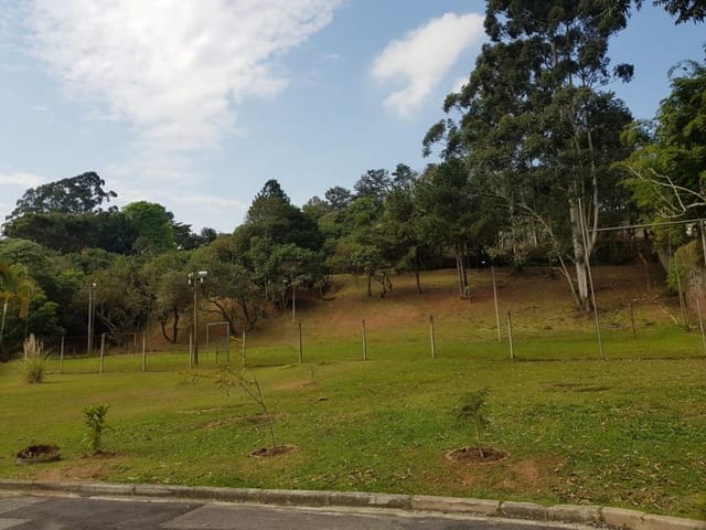 Terreno com 3306m², à venda, no bairro Jardim Mediterrâneo em Cotia
