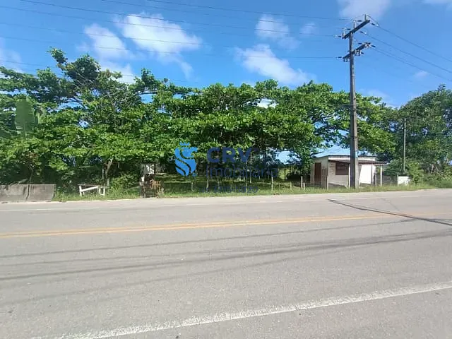 Terreno com 1400m², à venda, no bairro Balneario Nereiras em Guaratuba