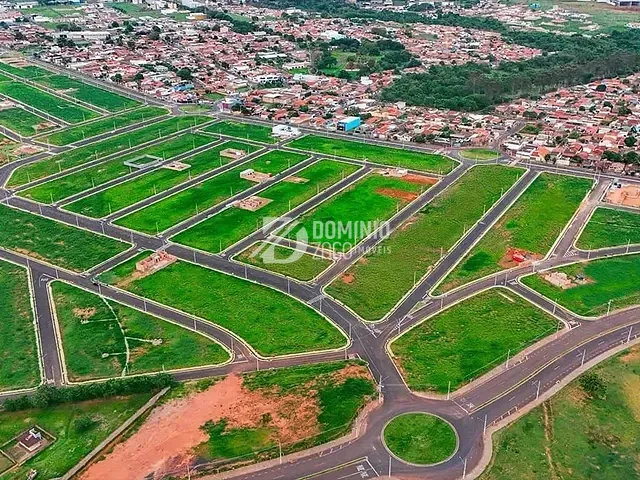 Terreno com 263m², à venda, no bairro Residencial Elvira em Uberaba