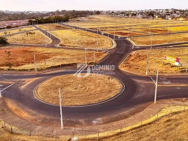 Terreno com 263m², à venda, no bairro Residencial Elvira em Uberaba
