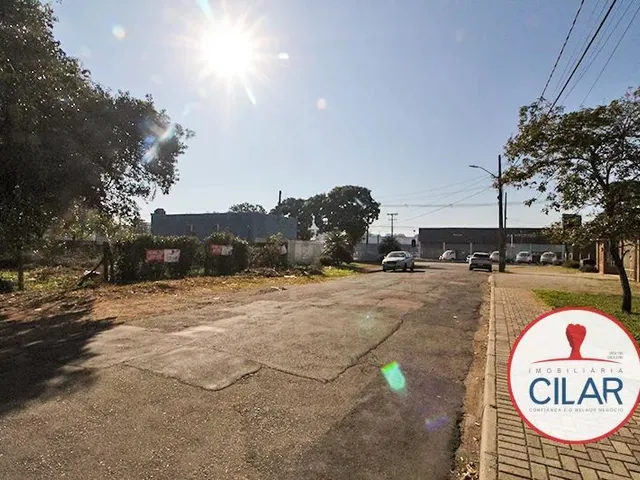 Terreno com 348m², à venda, no bairro Novo Mundo em Curitiba