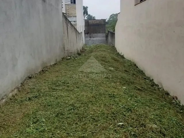 Terreno com 250m², à venda, no bairro Vila Nossa Senhora das Vitórias em Mauá