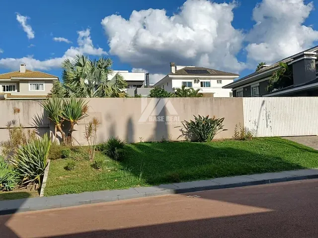 Terreno com 517m², à venda, no bairro Orfãs em Ponta Grossa