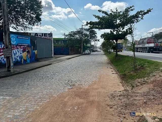 Terreno com 2088m², à venda, no bairro Parque Jóquei Club em Campos dos Goytacazes