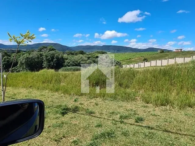 Terreno com 838m², à venda, no bairro Medeiros em Jundiaí