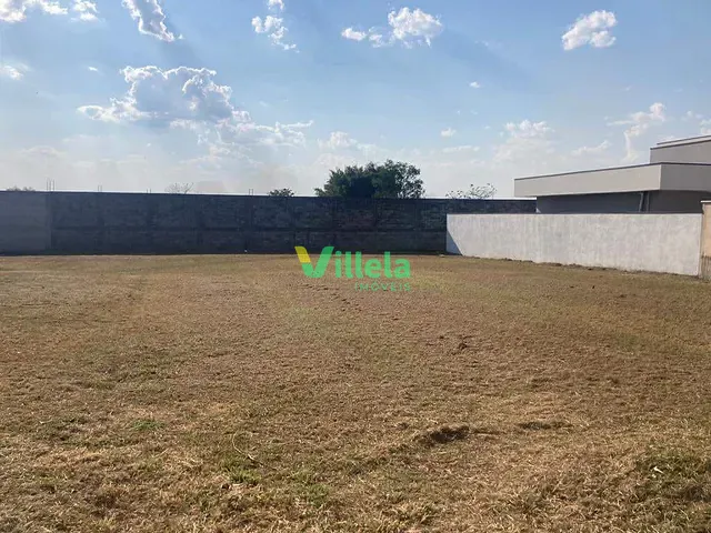 Terreno com 537m², à venda, no bairro Bairro do Grama em Caçapava