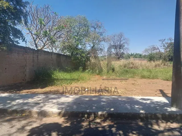 Terreno com 1579m², à venda, no bairro Jardim Roseira de Cima em Jaguariúna