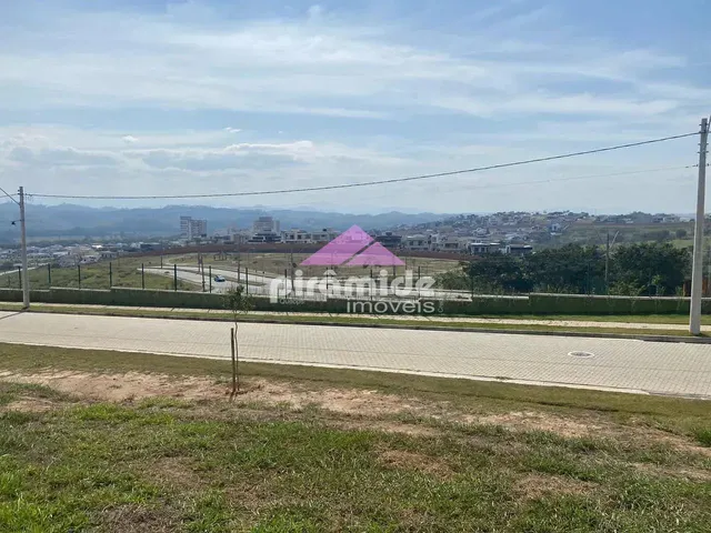 Terreno com 330m², à venda, no bairro Urbanova em São José Dos Campos