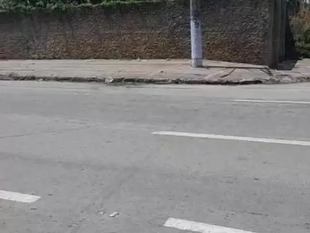Terreno com 510m², à venda, no bairro Parque Jóquei Club em Campos dos Goytacazes