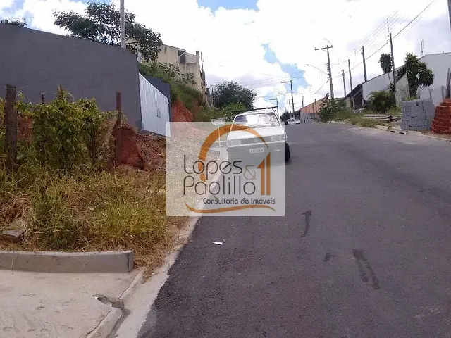 Terreno com 217m², à venda, no bairro Jardim Imperial em Atibaia