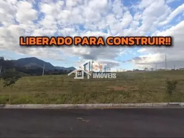 Terreno com 200m², à venda, no bairro Zona Urbana em Andradas