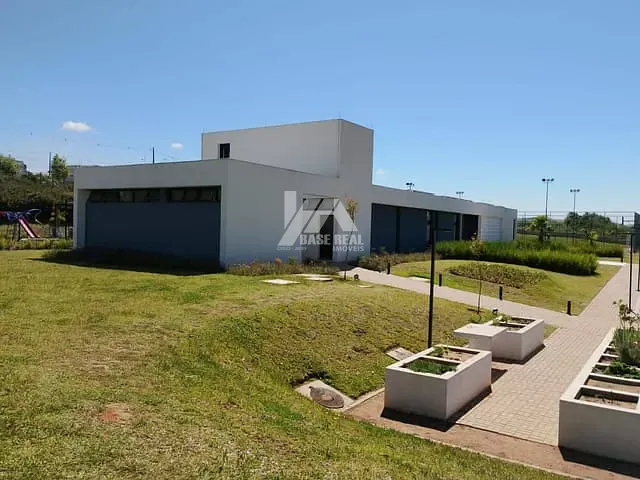 Terreno com 220m², à venda, no bairro Jardim Carvalho em Ponta Grossa