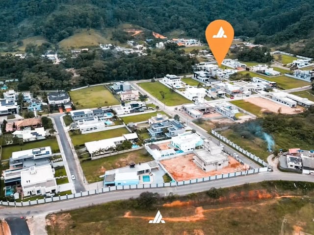Terreno com 2278m², à venda, no bairro Casa Branca em Itapema