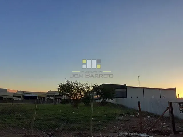 Terreno com 1469m², à venda, no bairro Jardim Nova Europa em Hortolândia