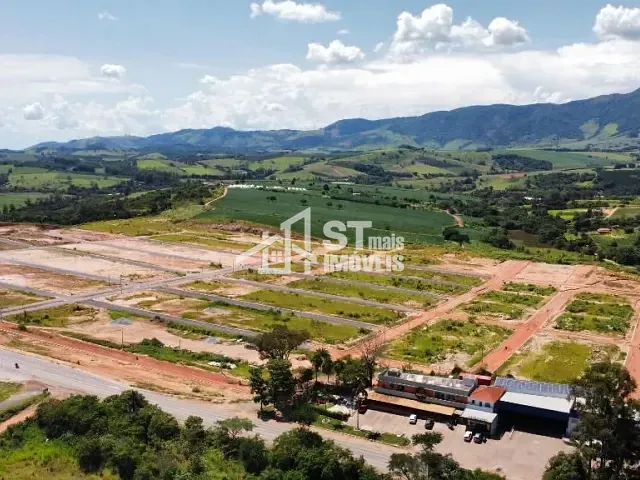 Terreno com 200m², à venda, no bairro Parque da Liberdade em Andradas